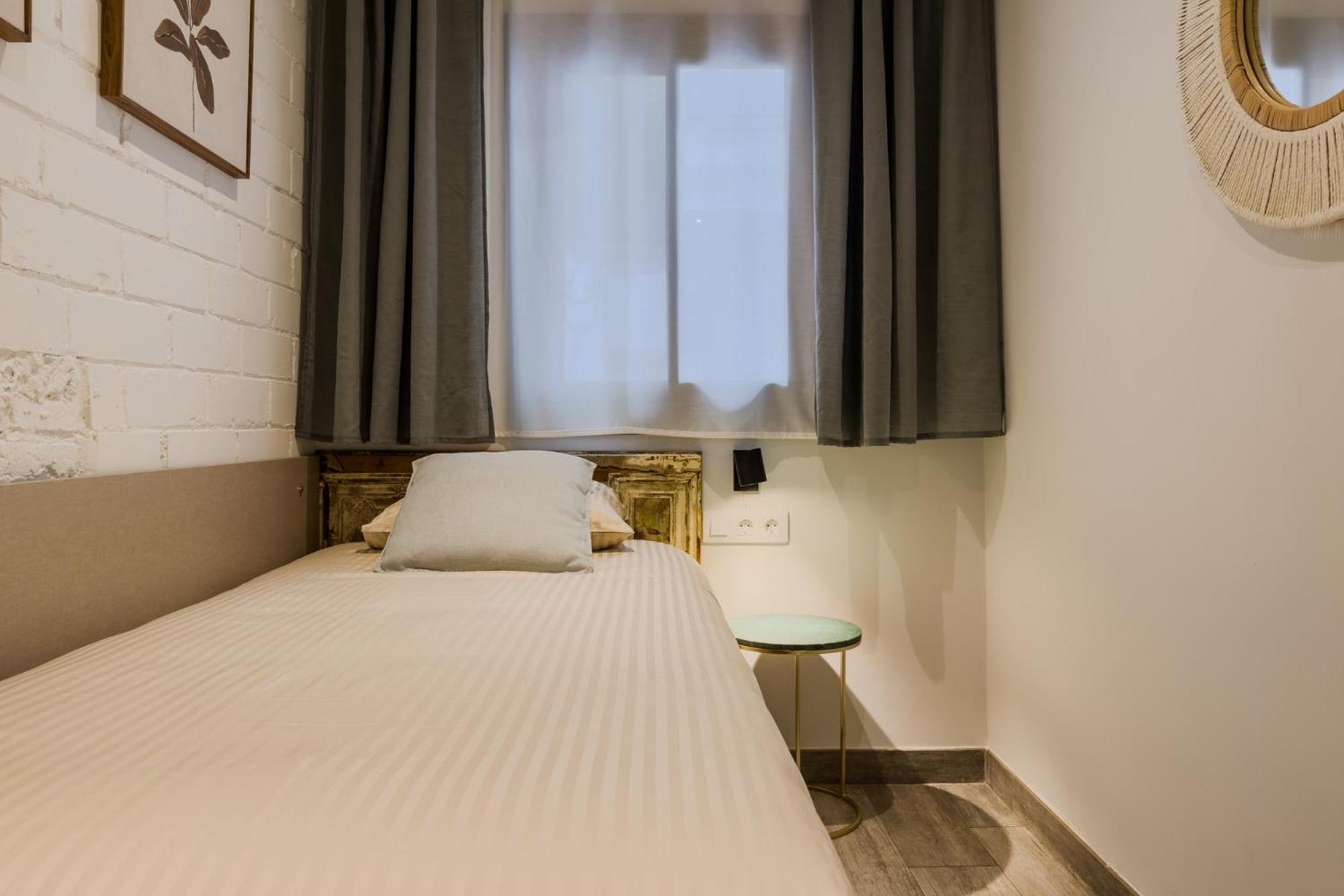 Novus Homes Barcelona Santa Eulalia L’Hospitalet de Llobregat Zewnętrze zdjęcie